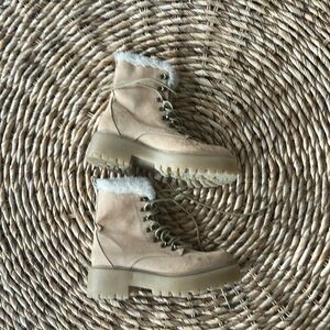 Forever 21 women’s size 8 lace up boot